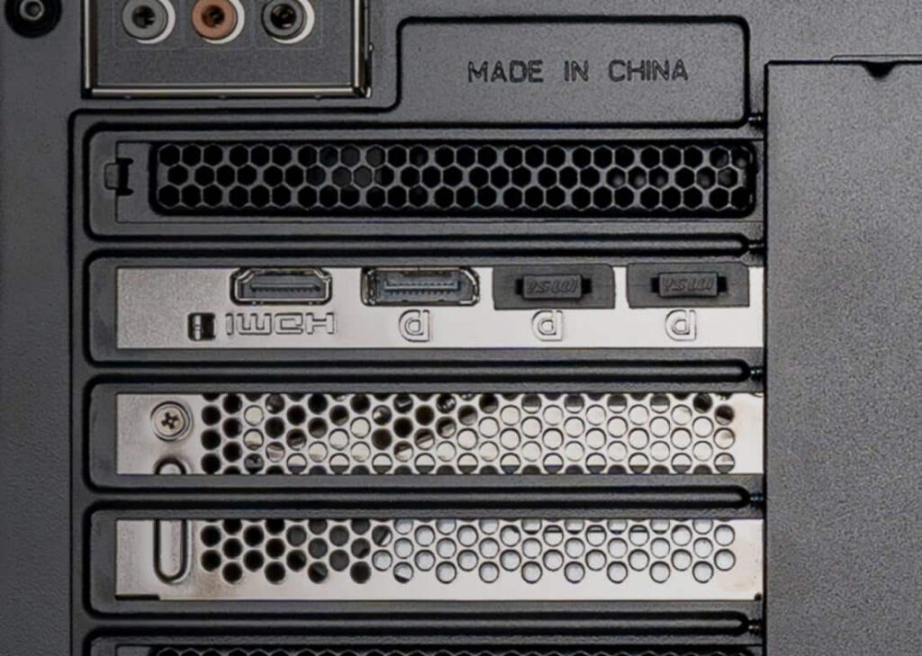 When to Connect DisplayPort to the GPU